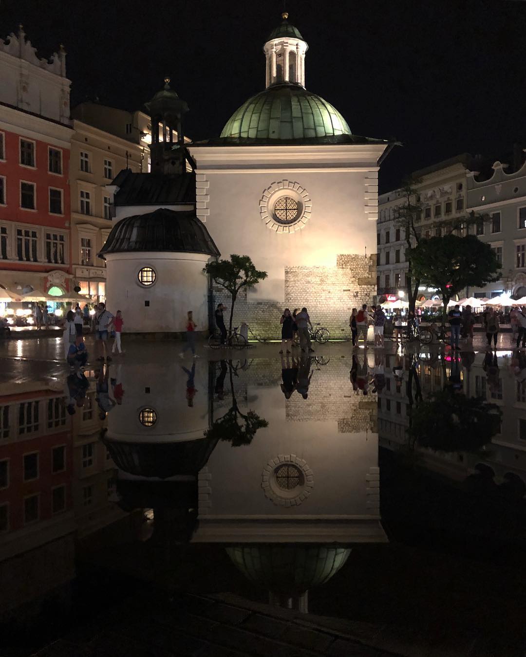 37351217_207029213299584_3759085669587091456_n(1)